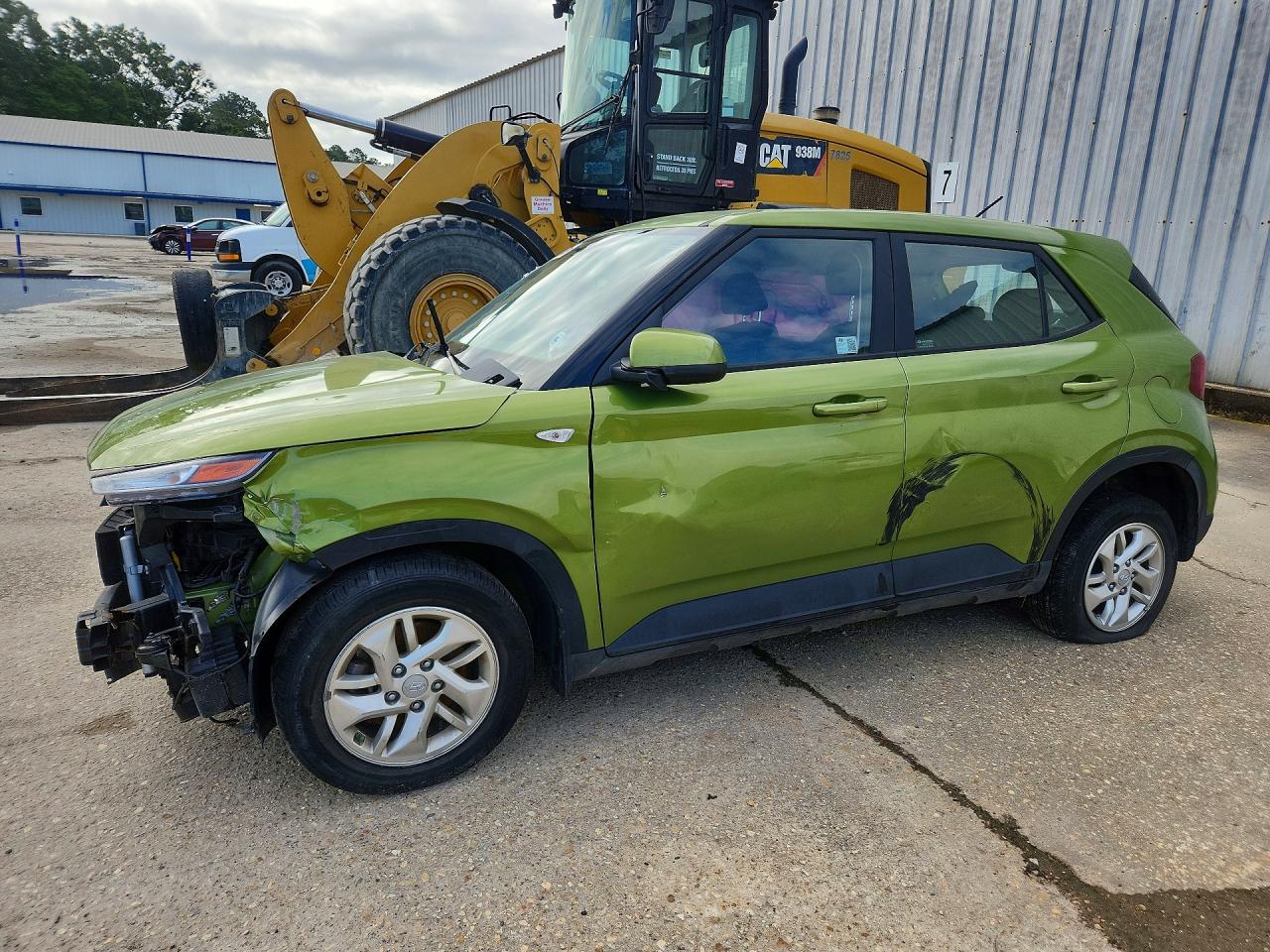 2024 Hyundai Venue SE, VIN KMHRB8A38RU319186 — Front end