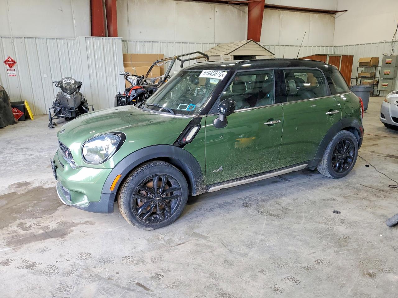 2016 MINI Countryman S, VIN WMWZC5C57GWU21740 — Minor dents and scratches