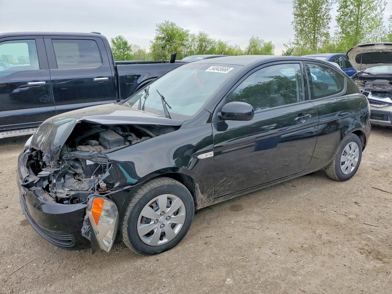 2011 Hyundai Accent L, VIN KMHCN3BC7BU205040 — Front end