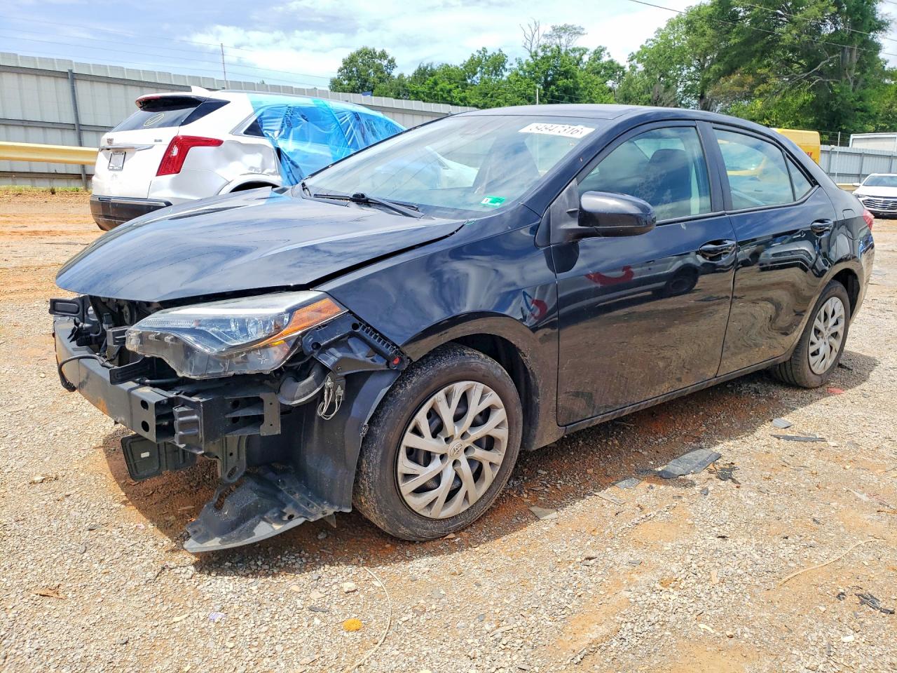2018 Toyota Corolla LE, VIN 2T1BURHE6JC074337 — Front end