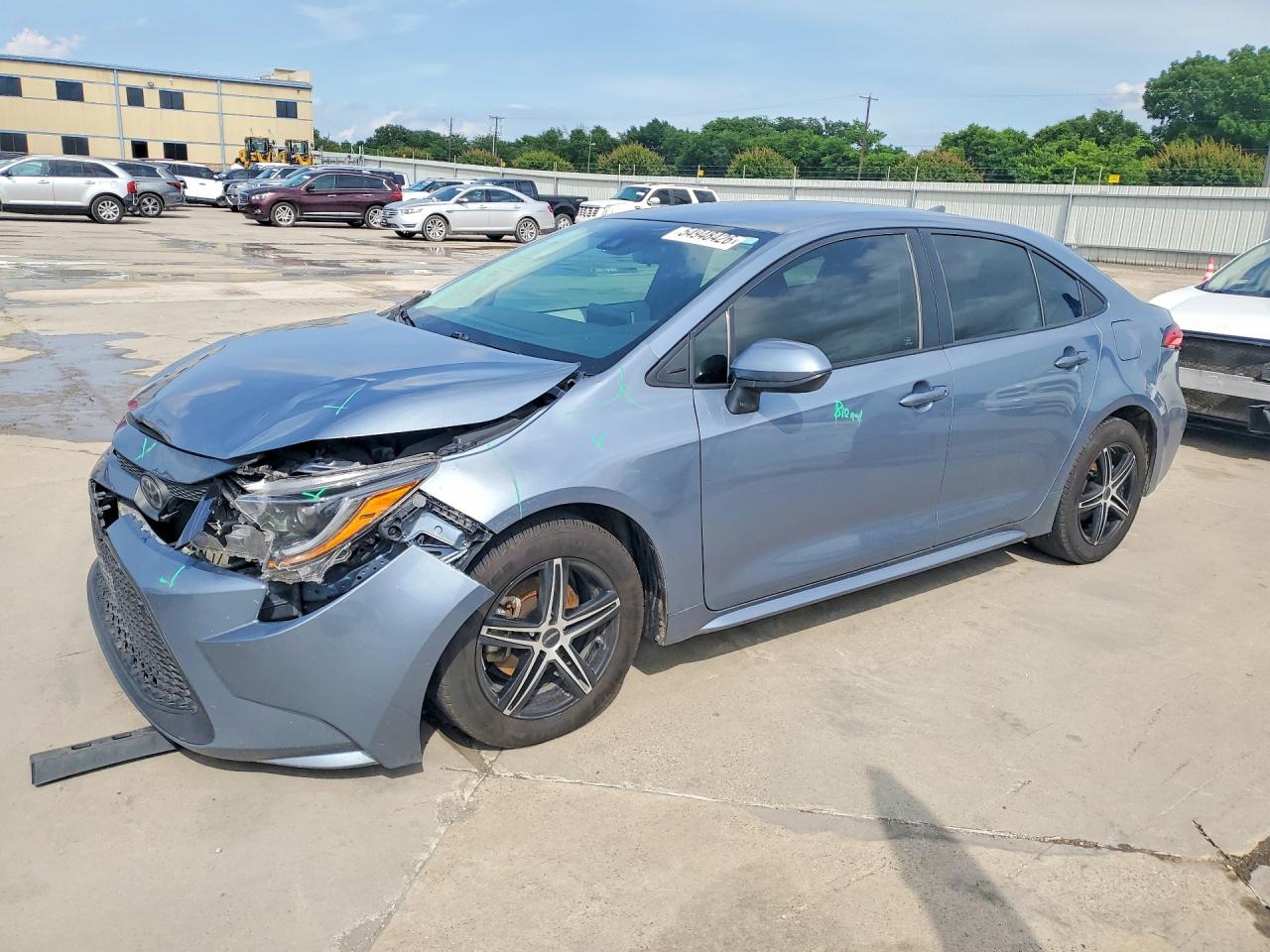 2021 Toyota Corolla LE, VIN 5YFEPMAE8MP178771 — Front end