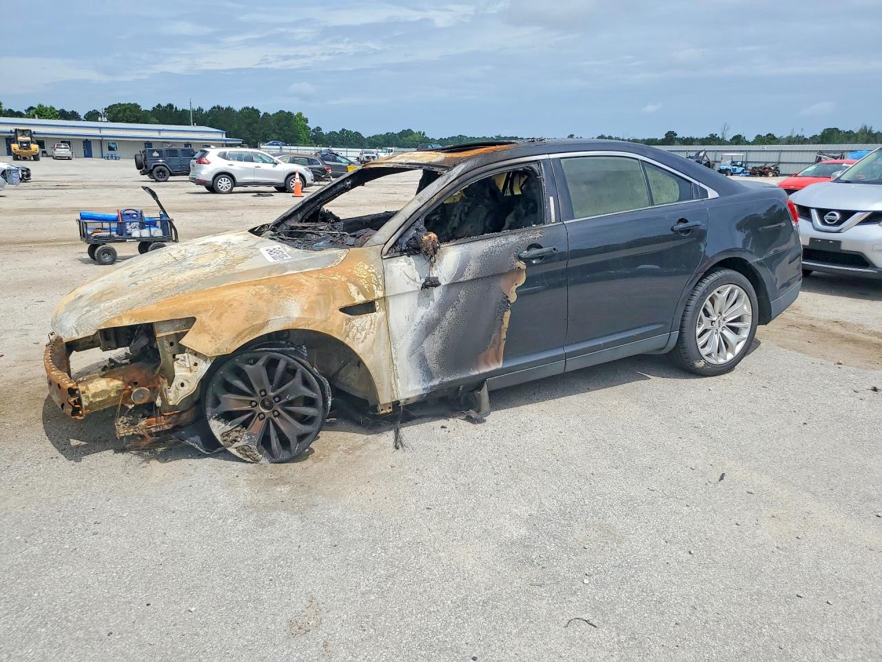 2019 Ford Taurus Limited, VIN 1FAHP2F80KG108559 — Burn
