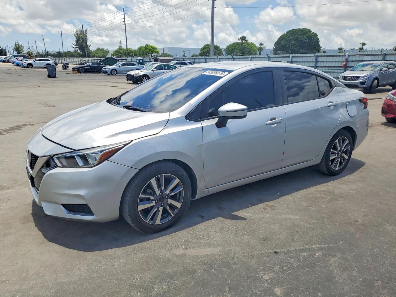 2020 Nissan Versa SV, VIN 3N1CN8EV9LL808178 — Prior damage history