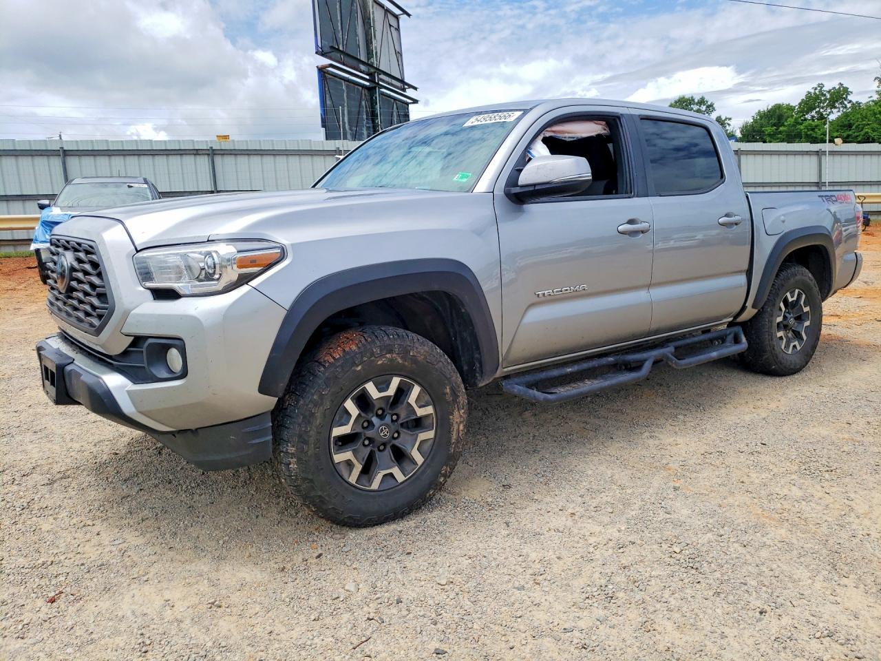 2021 Toyota Tacoma TRD Off Road, VIN 5TFCZ5AN8MX265532 — Front end