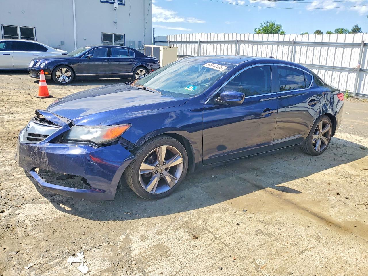 2014 Acura ILX, VIN 19VDE1F38EE008252 — Front end