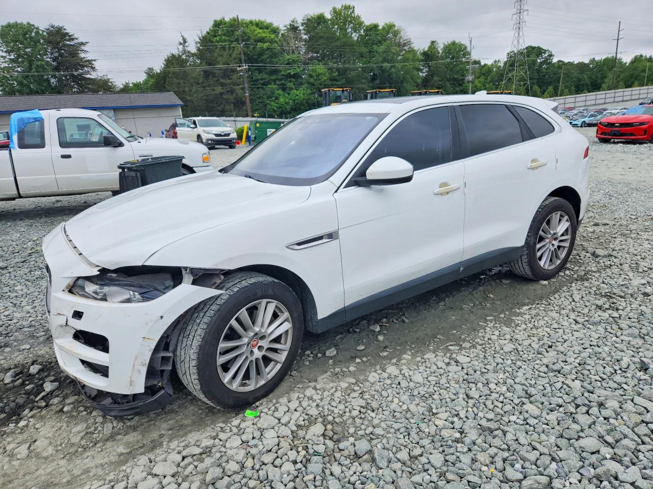 2019 Jaguar F-Pace 25t Prestige, VIN SADCK2GX8KA393219 — Front end
