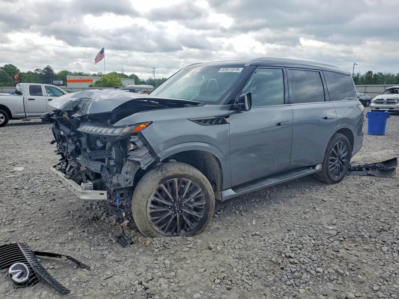 2025 Infiniti QX80 Autograph, VIN JN8AZ3CC0S9604801 — Front end