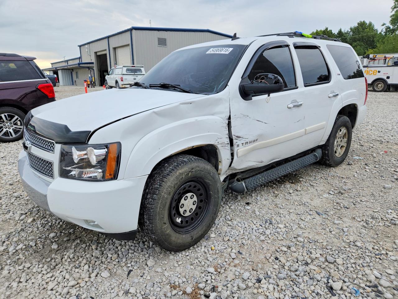 2008 Chevrolet Tahoe 3LT, VIN 1GNFK13068R116467 — Side