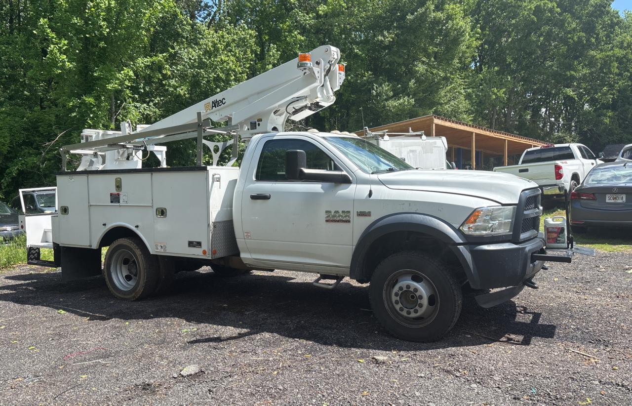 2016 Ram 4500, VIN 3C7WRKAJ4GG109587 — Minor dents and scratches