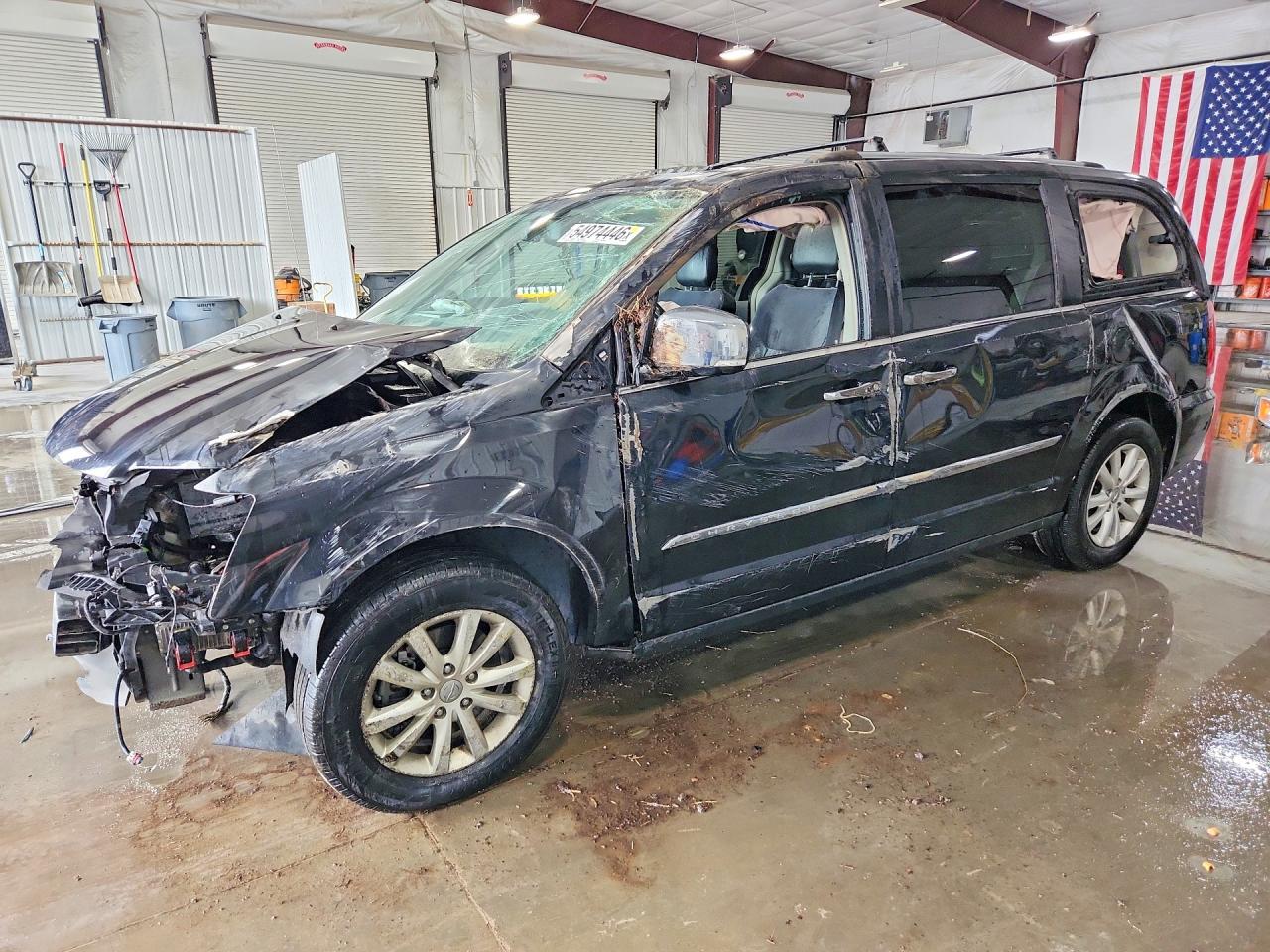 2016 Chrysler Town & Country Limited Platinum, VIN 2C4RC1GG8GR104520 — Rollover