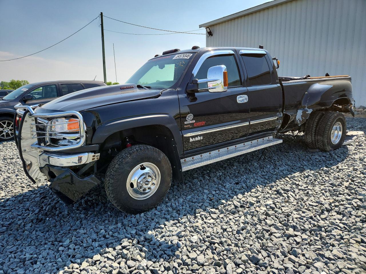 2001 GMC Sierra 3500, VIN 1GTJK391X1E284513 — Front end