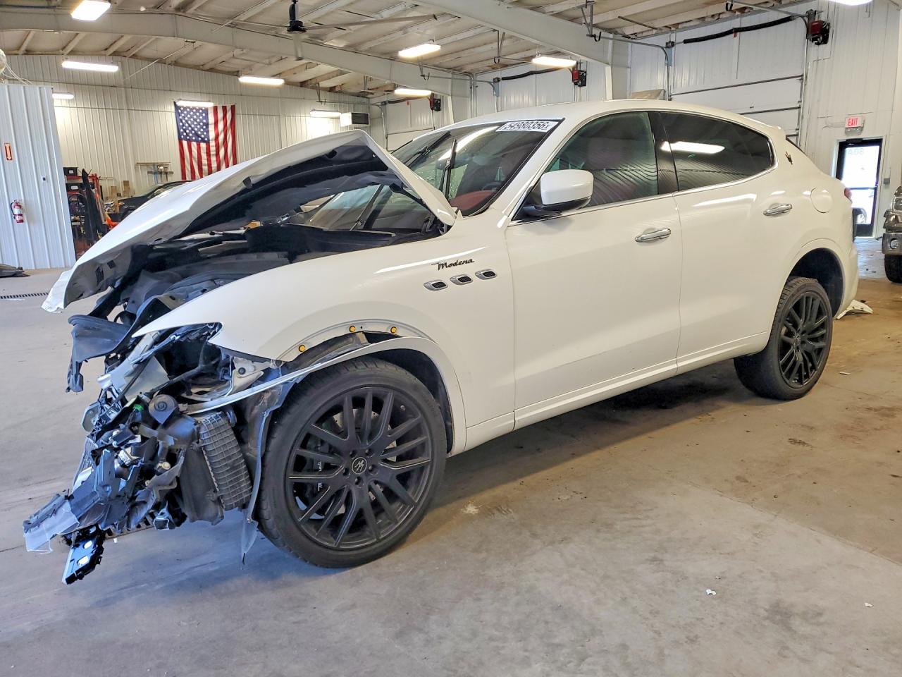 2022 Maserati Levante Modena, VIN ZN661YUM6NX402749 — Front end