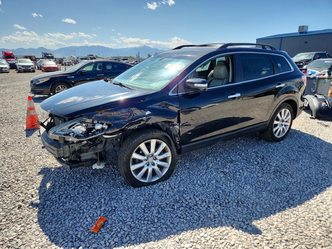 2009 Mazda CX-9 Touring, VIN JM3TB38A090175309 — Перед