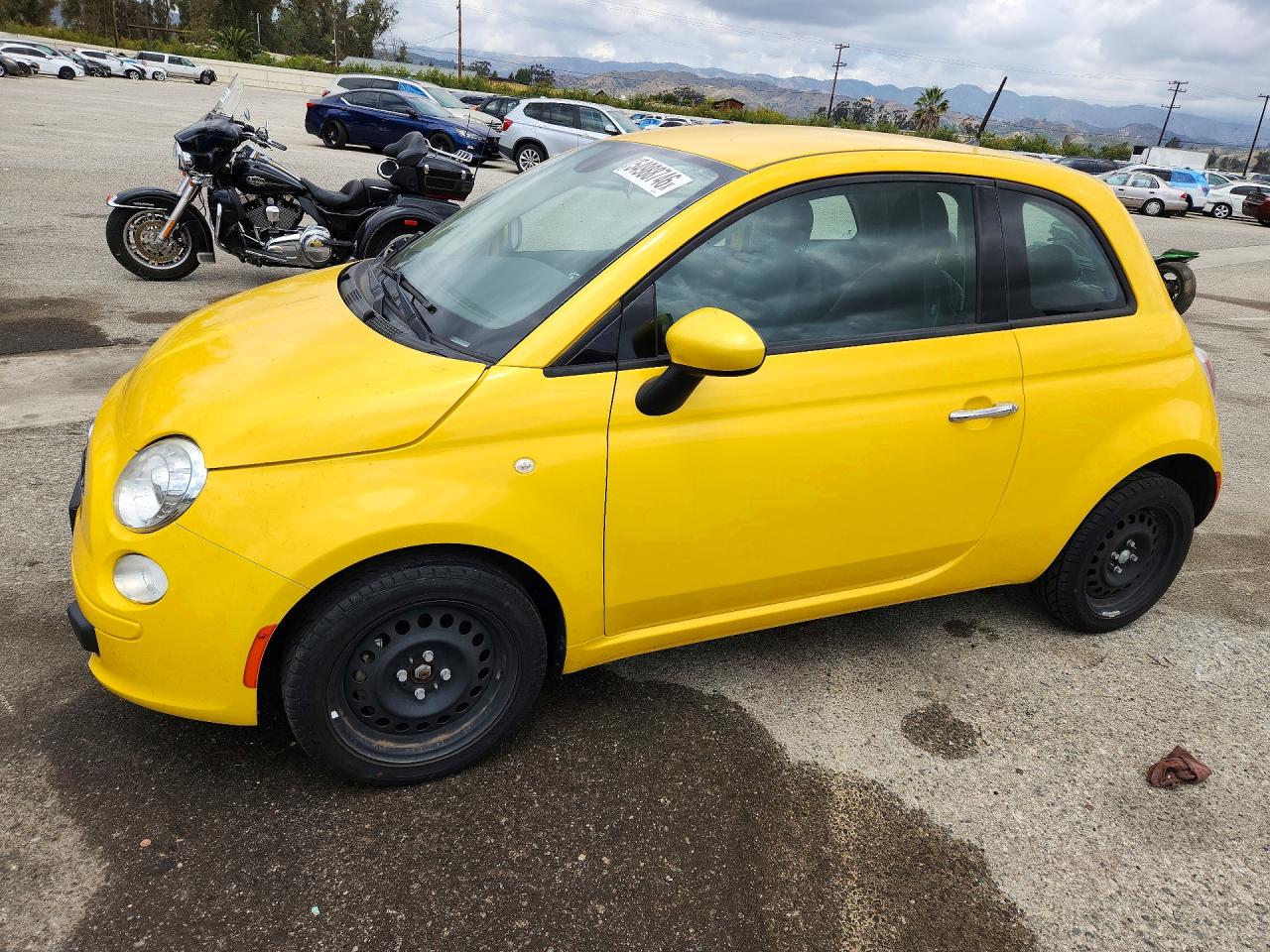 2015 FIAT 500 Pop, VIN 3C3CFFAR1FT624188 — Front end