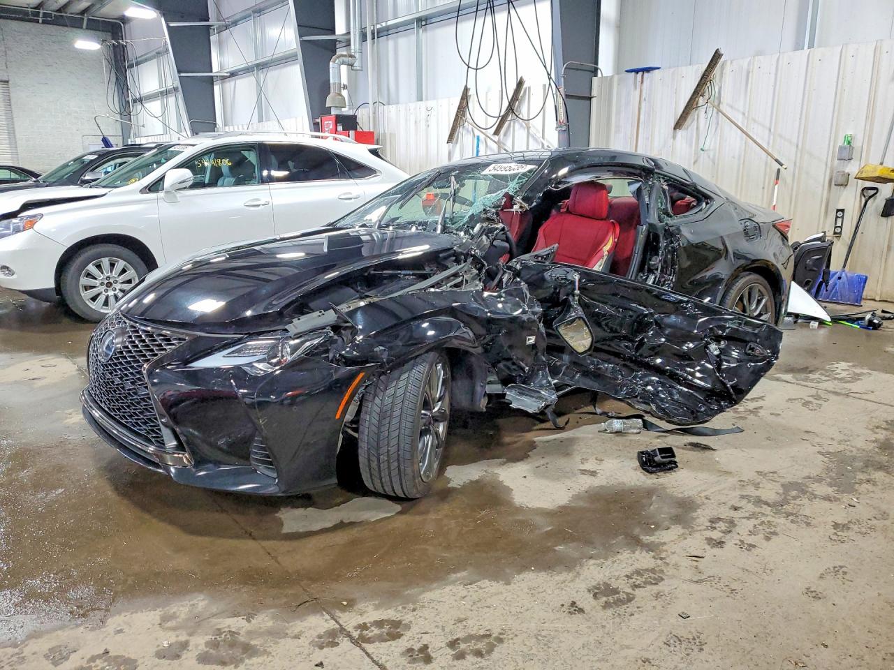 2022 Lexus RC 350 F Sport, VIN JTHGZ5DC1N5011412 — Бок