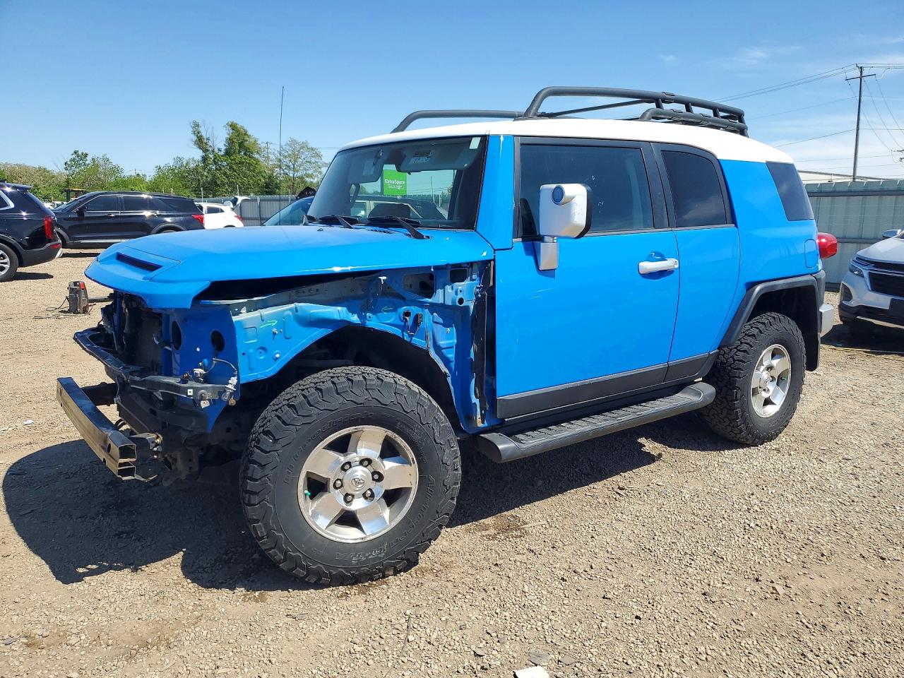 2008 Toyota FJ Cruiser, VIN JTEBU11F28K016234 — Front end