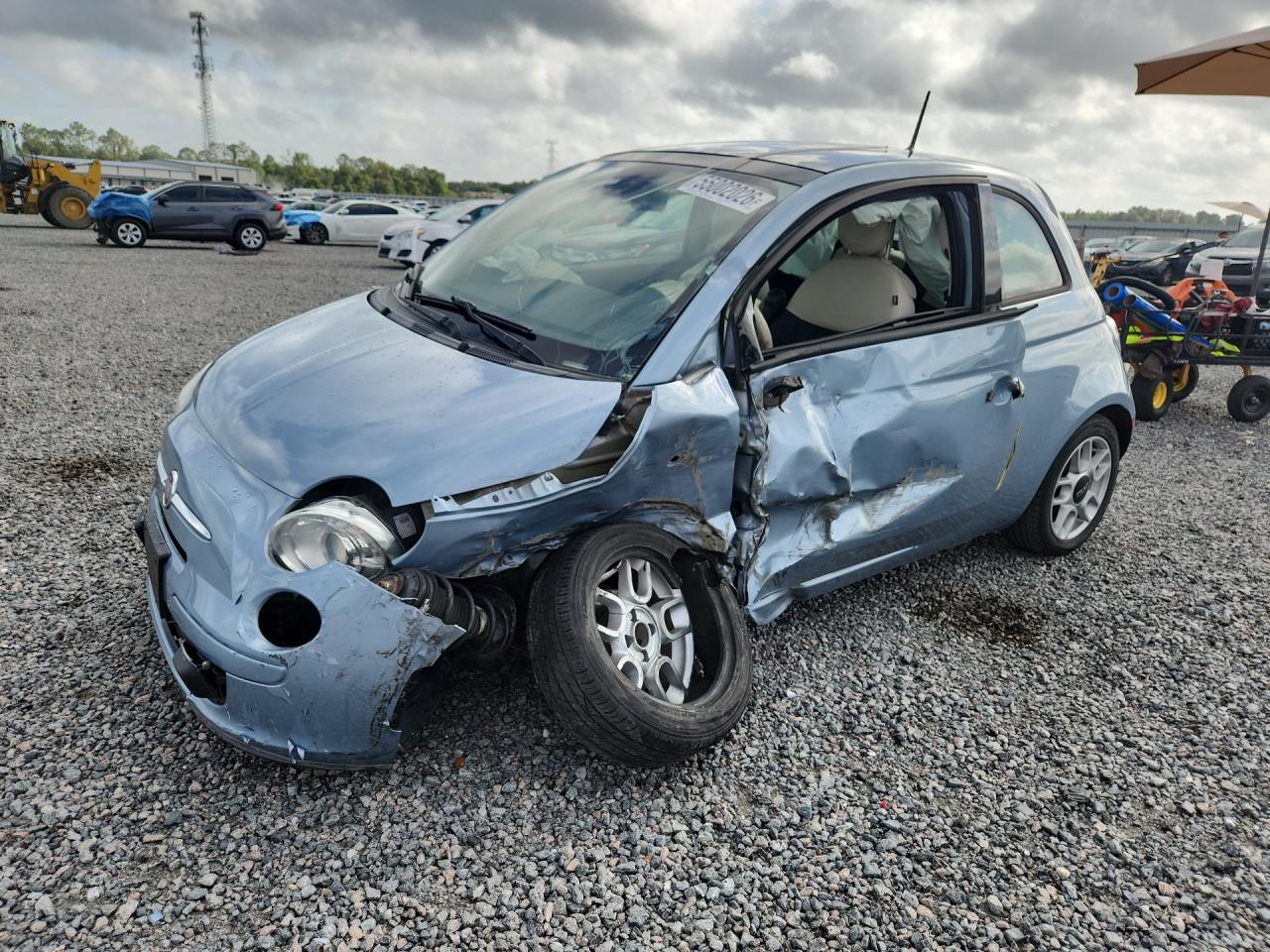 2014 FIAT 500 Pop, VIN 3C3CFFAR8ET279630 — Side