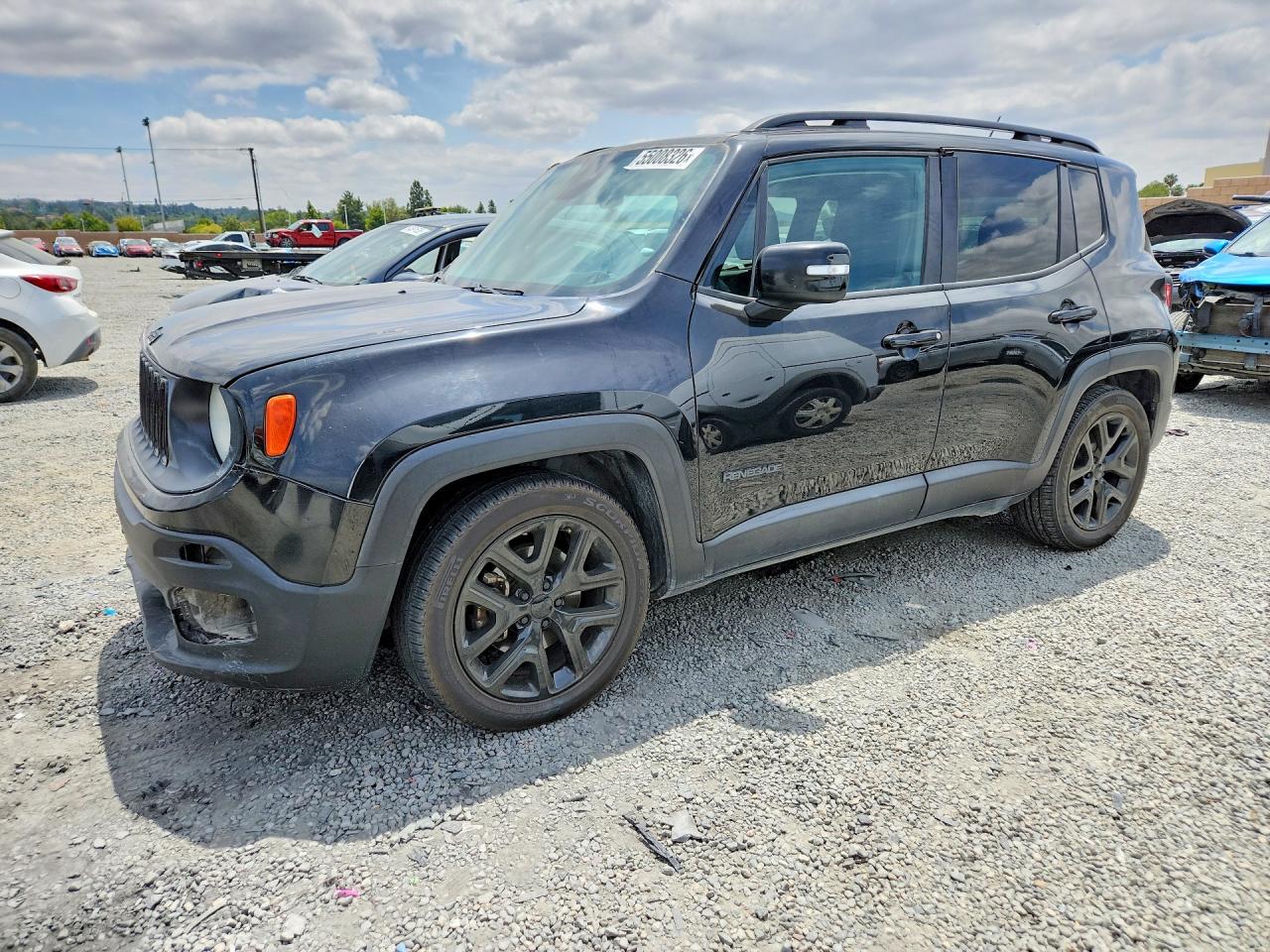 2017 Jeep Renegade Latitude, VIN ZACCJABB3HPG46721 — Front end