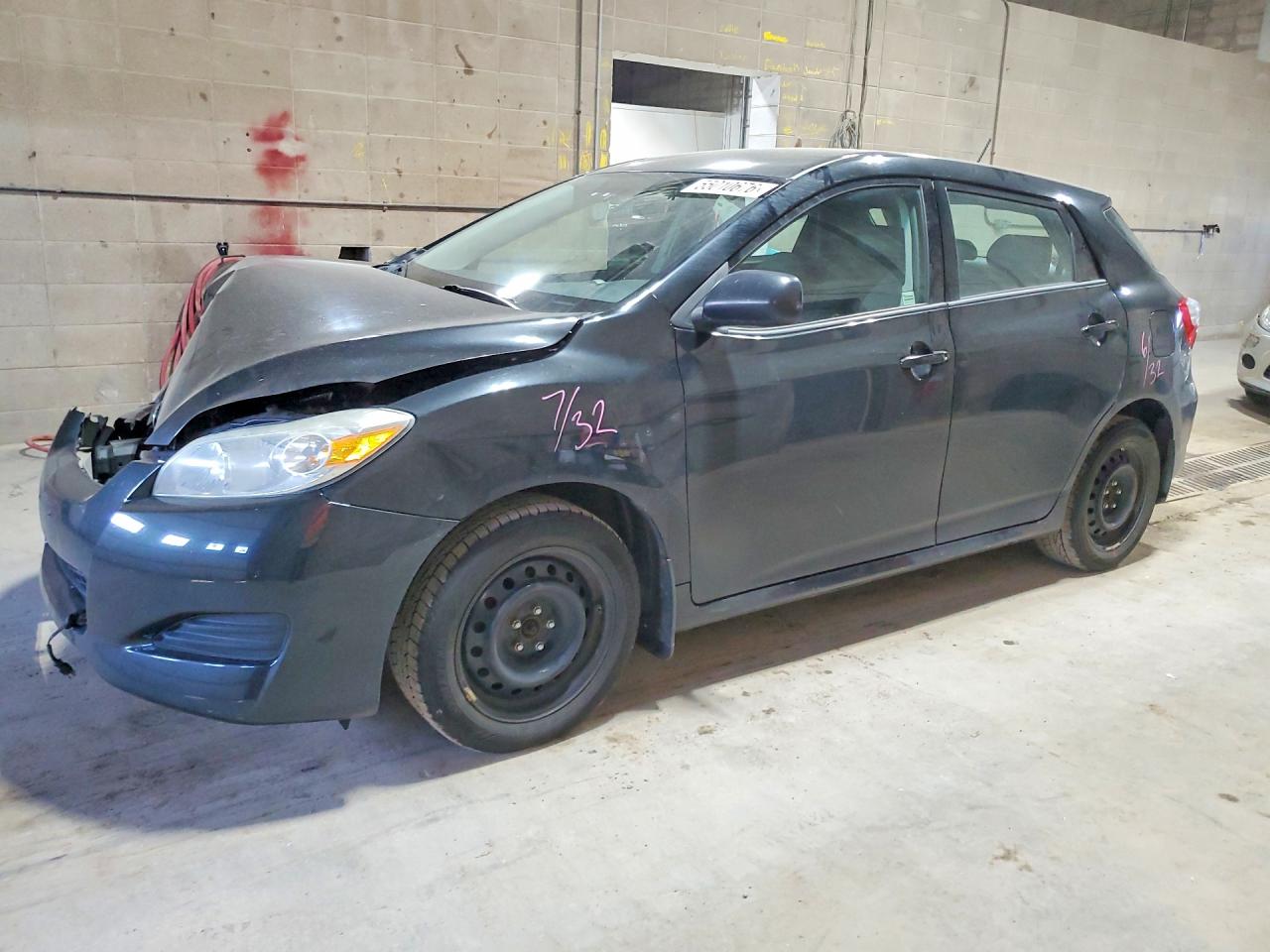 2012 Toyota Matrix L, VIN 2T1KU4EE7CC816335 — Front end