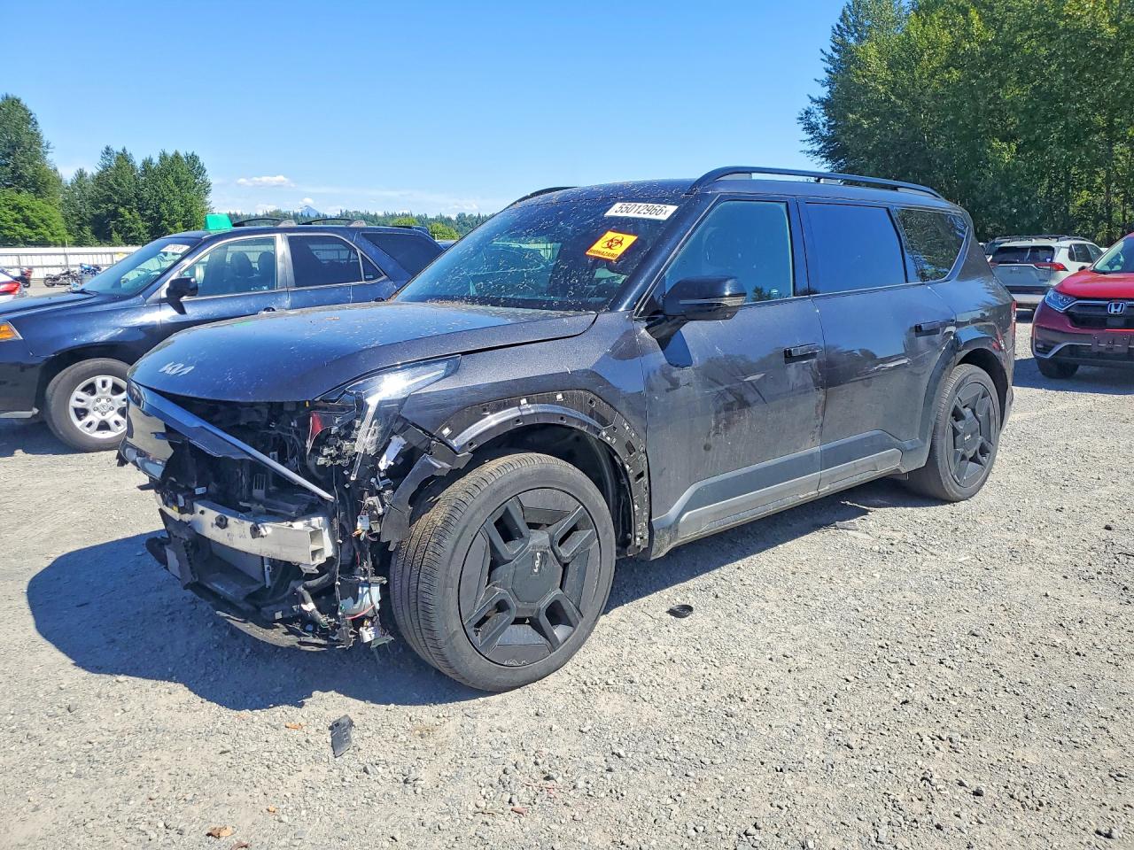 2024 Kia EV9 GT-Line, VIN KNDAEFS52R6022612 — Front end