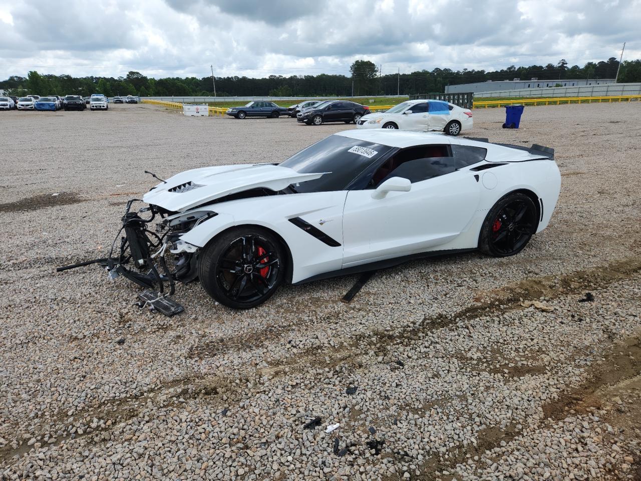2016 Chevrolet Corvette Z51 3LT, VIN 1G1YM2D73G5111335 — Перед