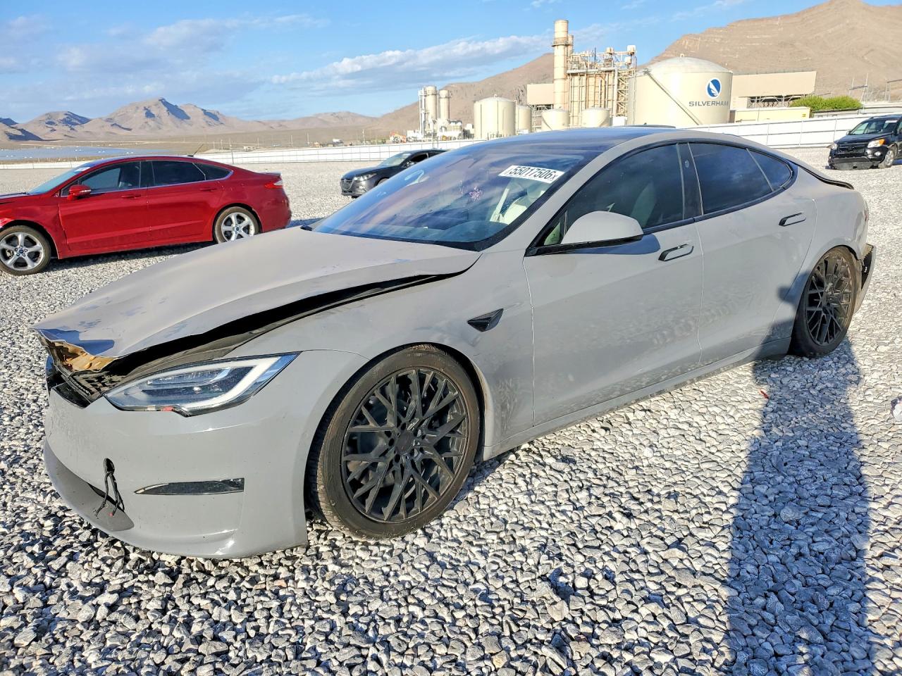 2022 Tesla Model S, VIN 5YJSA1E52NF463718 — Зад