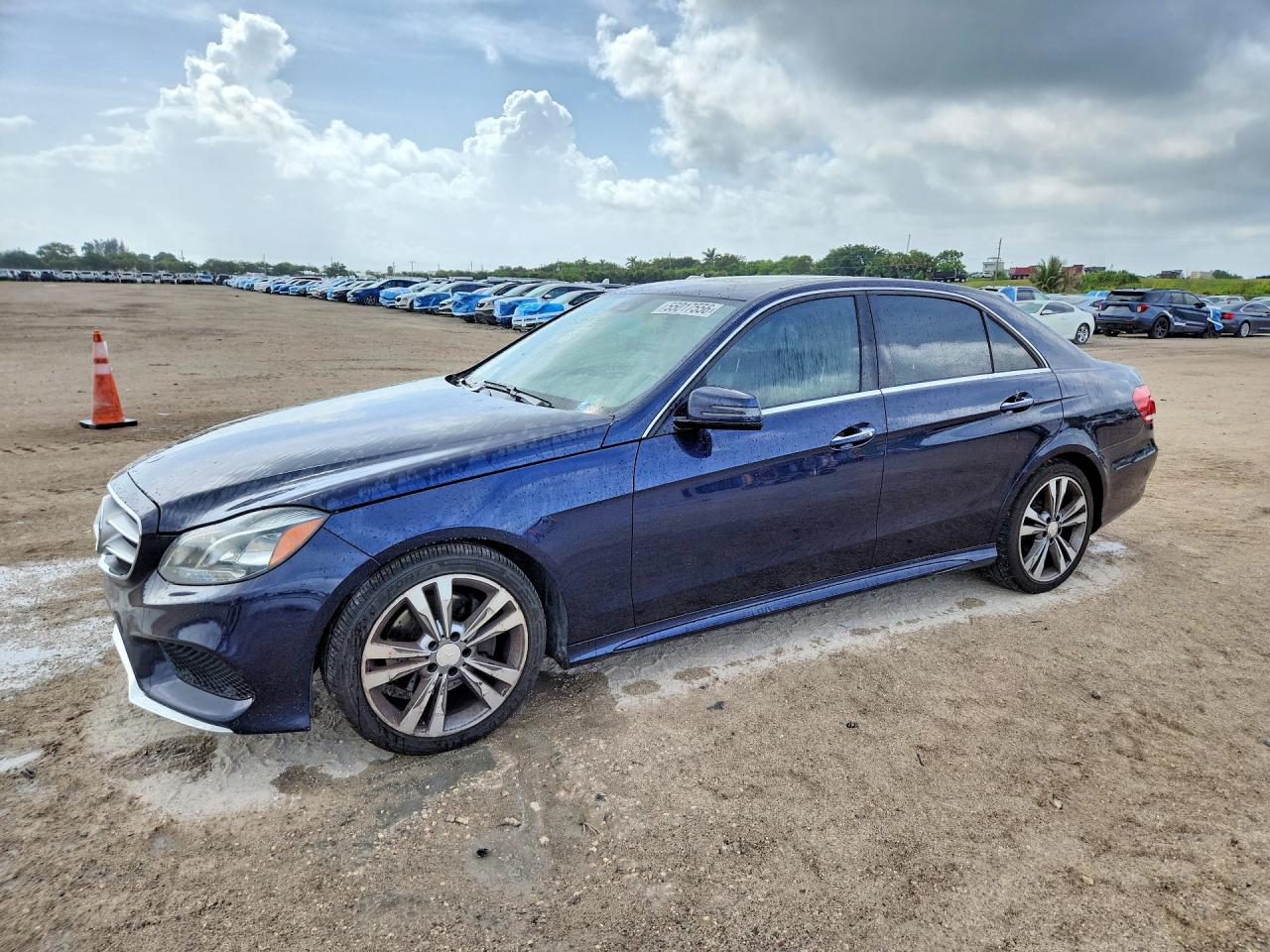 2016 Mercedes-Benz E 350 Sport, VIN WDDHF5KBXGB281807 — Side