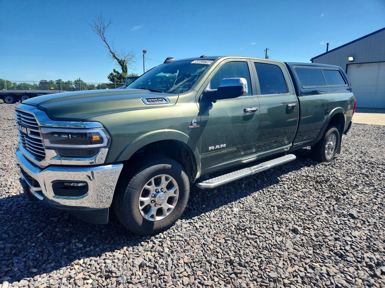 2021 Ram 3500 Laramie, VIN 3C63R3JL1MG618692 — Перед