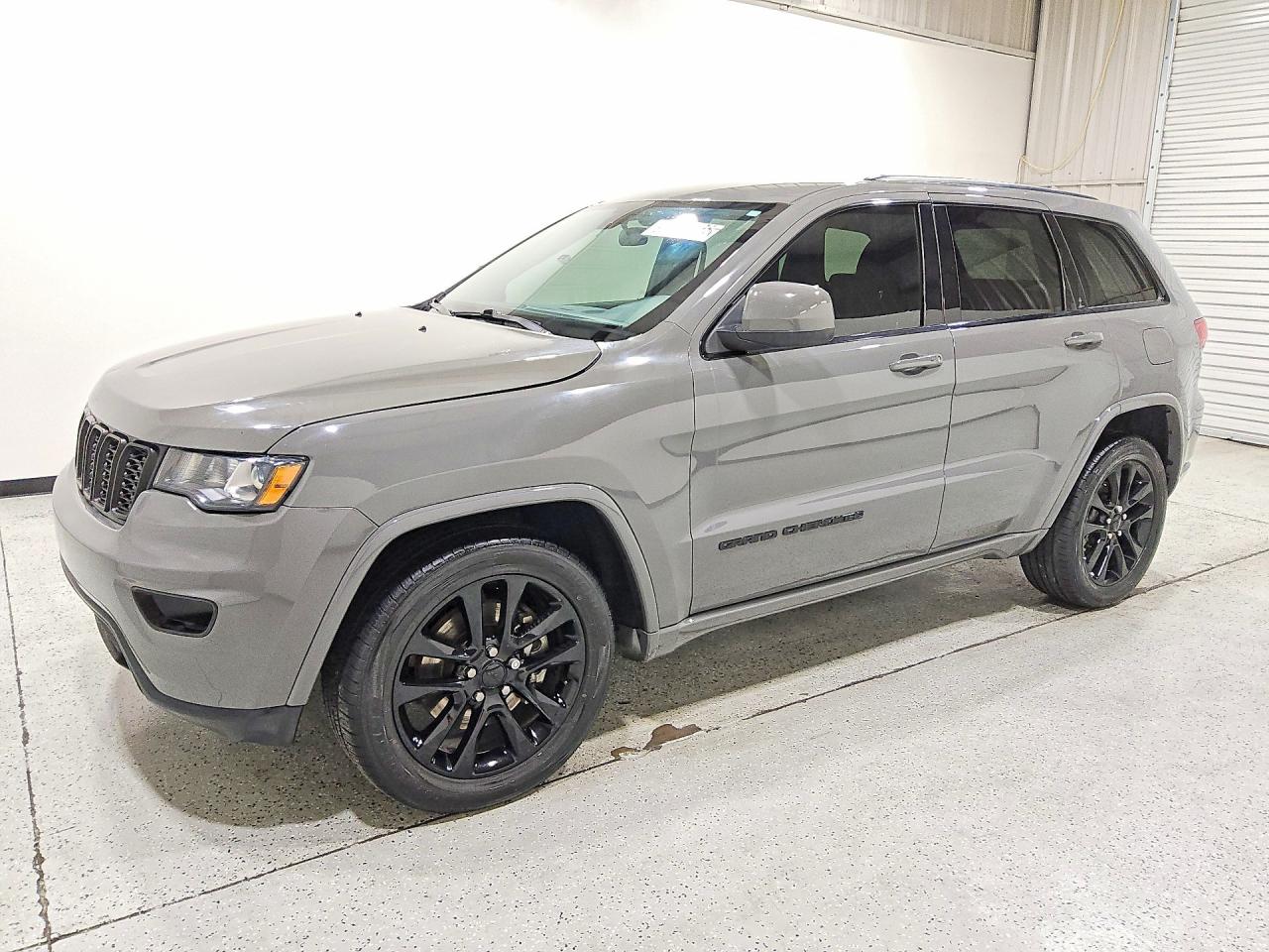 2021 Jeep Grand Cherokee Laredo X, VIN 1C4RJEAG2MC798177 — Frame damage