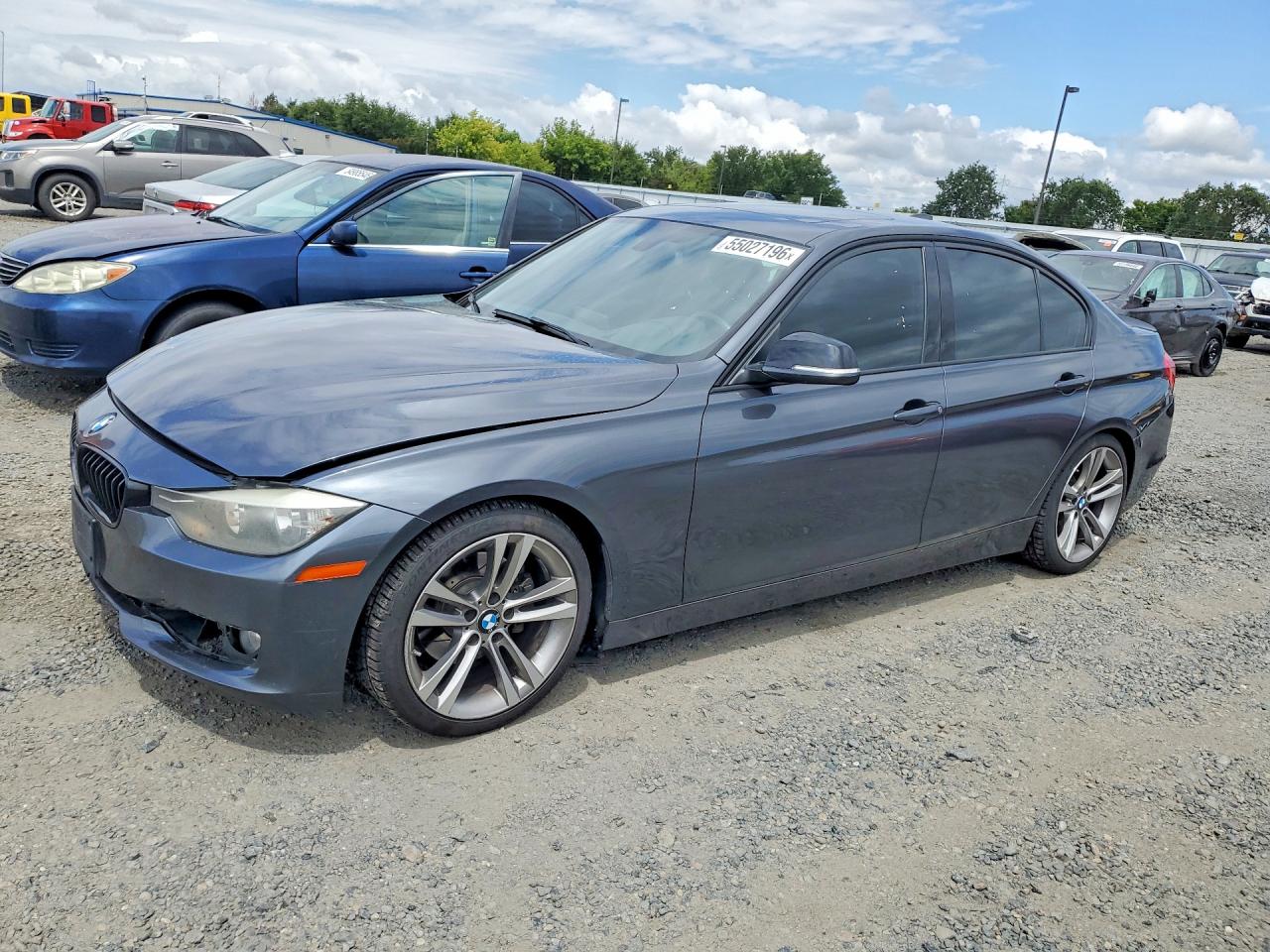 2013 BMW 3 Series 328i, VIN WBA3A5C50DF352820 — Rear end