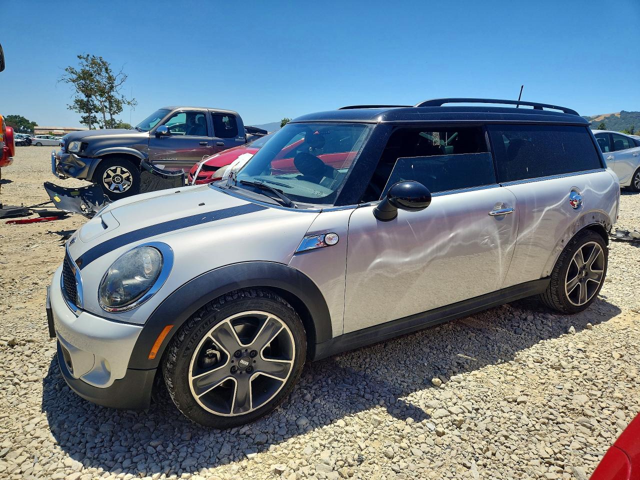 2014 MINI Clubman S, VIN WMWZG3C50ET800182 — Зад