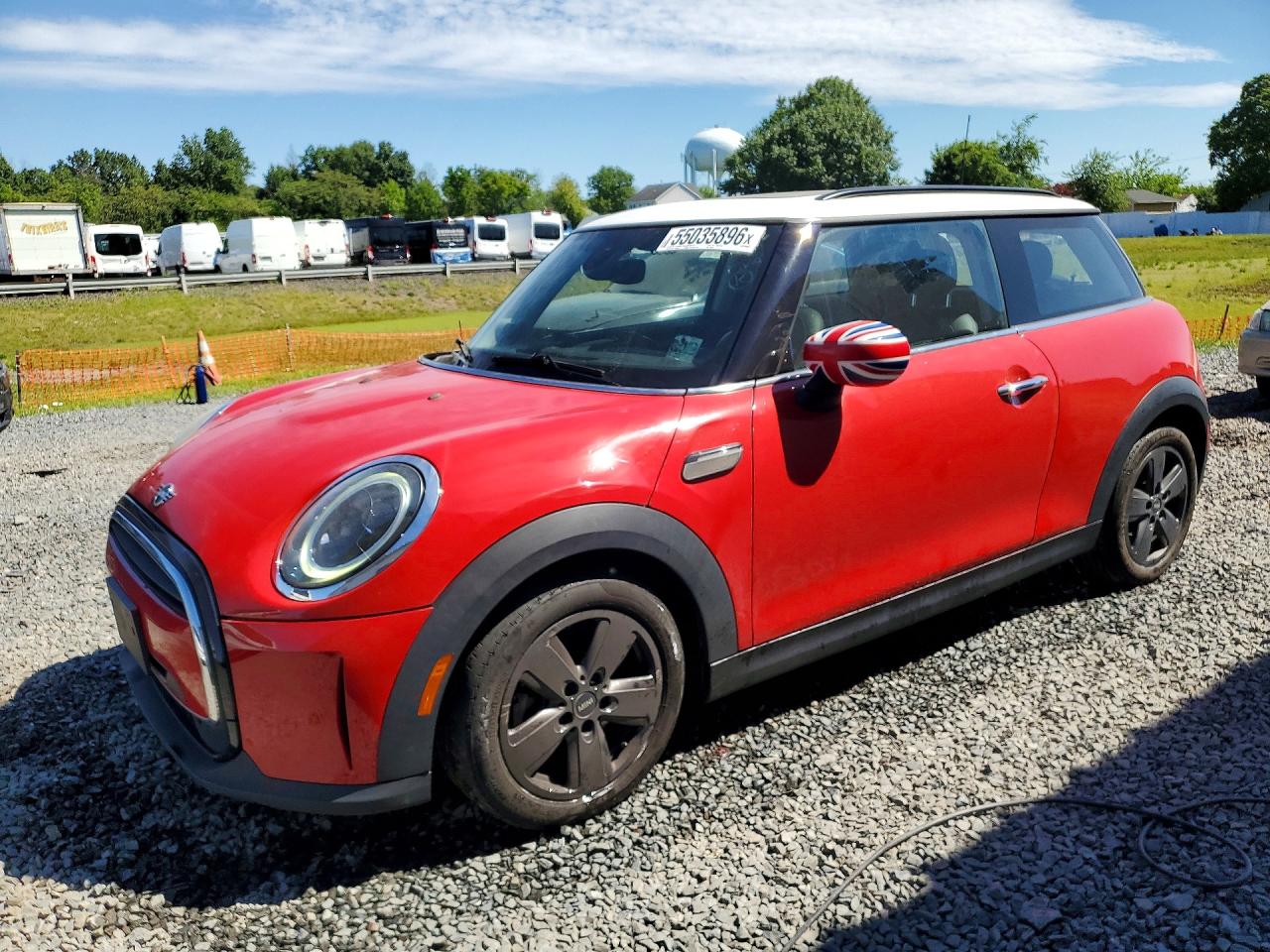 2022 MINI Hardtop Cooper, VIN WMW33DH03N2P66278 — Перед