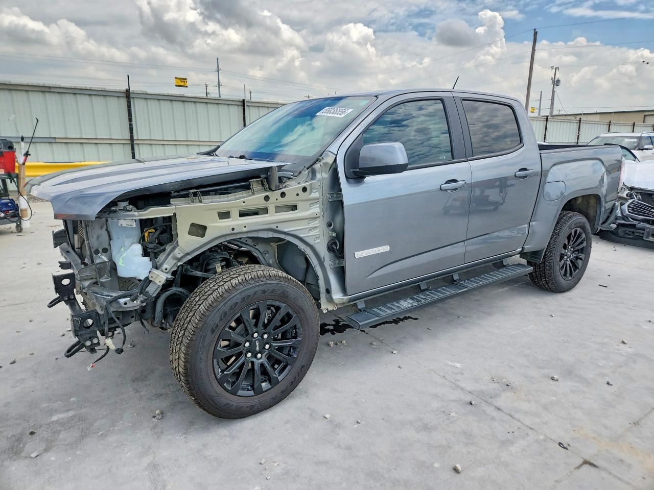 2022 GMC Canyon 2WD Elevation, VIN 1GTG5CEN4N1106944 — Front end