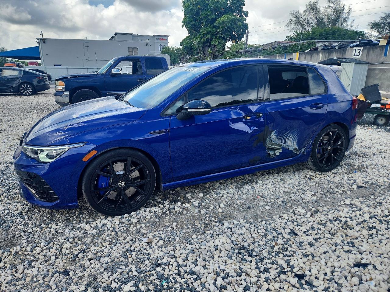 2023 Volkswagen Golf R 20th Anniversary Edition, VIN WVWAB7CD1PW188931 — Side