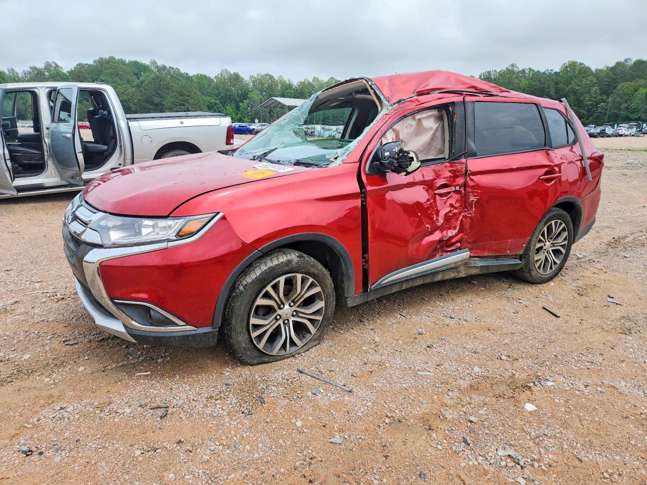 2016 Mitsubishi Outlander ES, VIN JA4AD2A34GZ039767 — Крыша