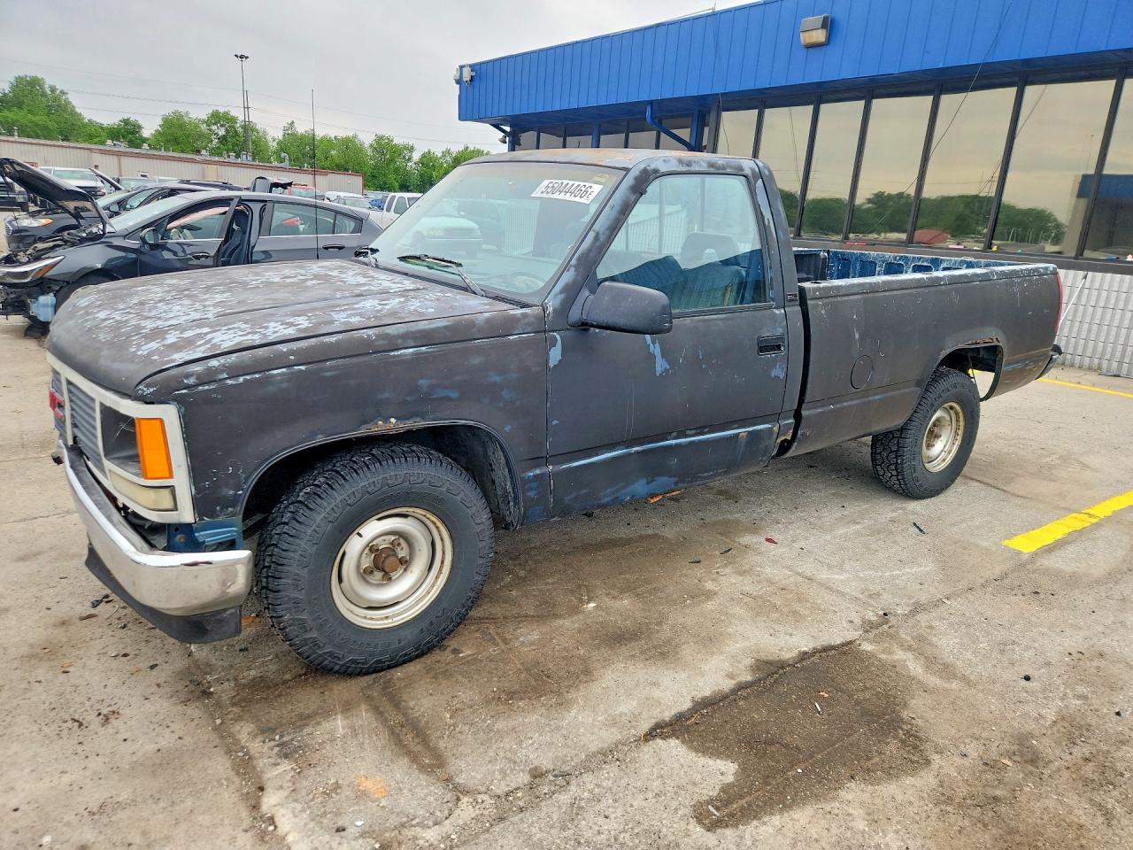 1992 GMC Sierra 1500, VIN 1GTEC14Z4NZ520314 — Front end