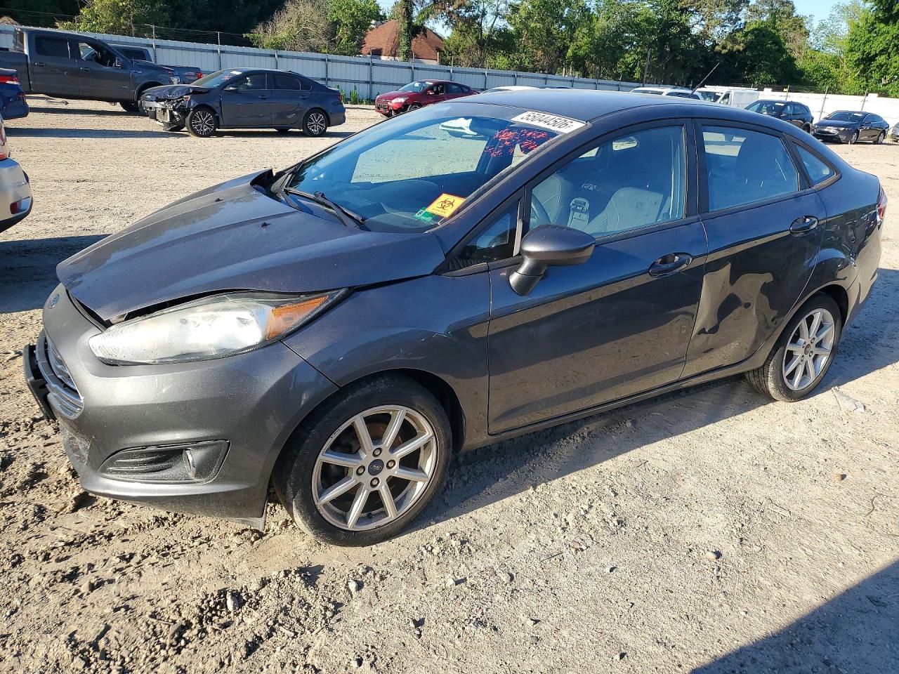 2019 Ford Fiesta SE, VIN 3FADP4BJ0KM133194 — Перед