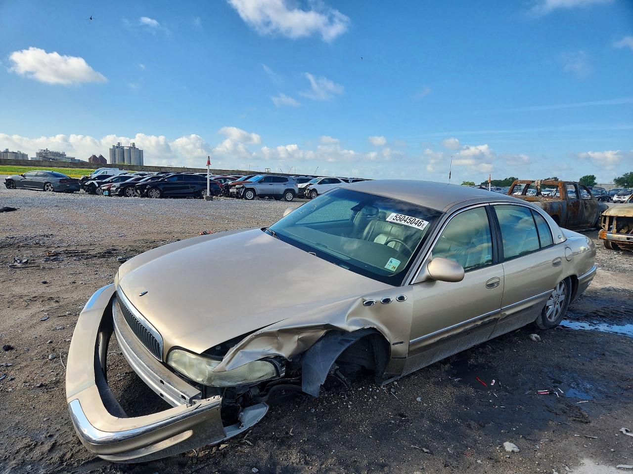 2005 Buick Park Avenue, VIN 1G4CW54K954109069 — Front end