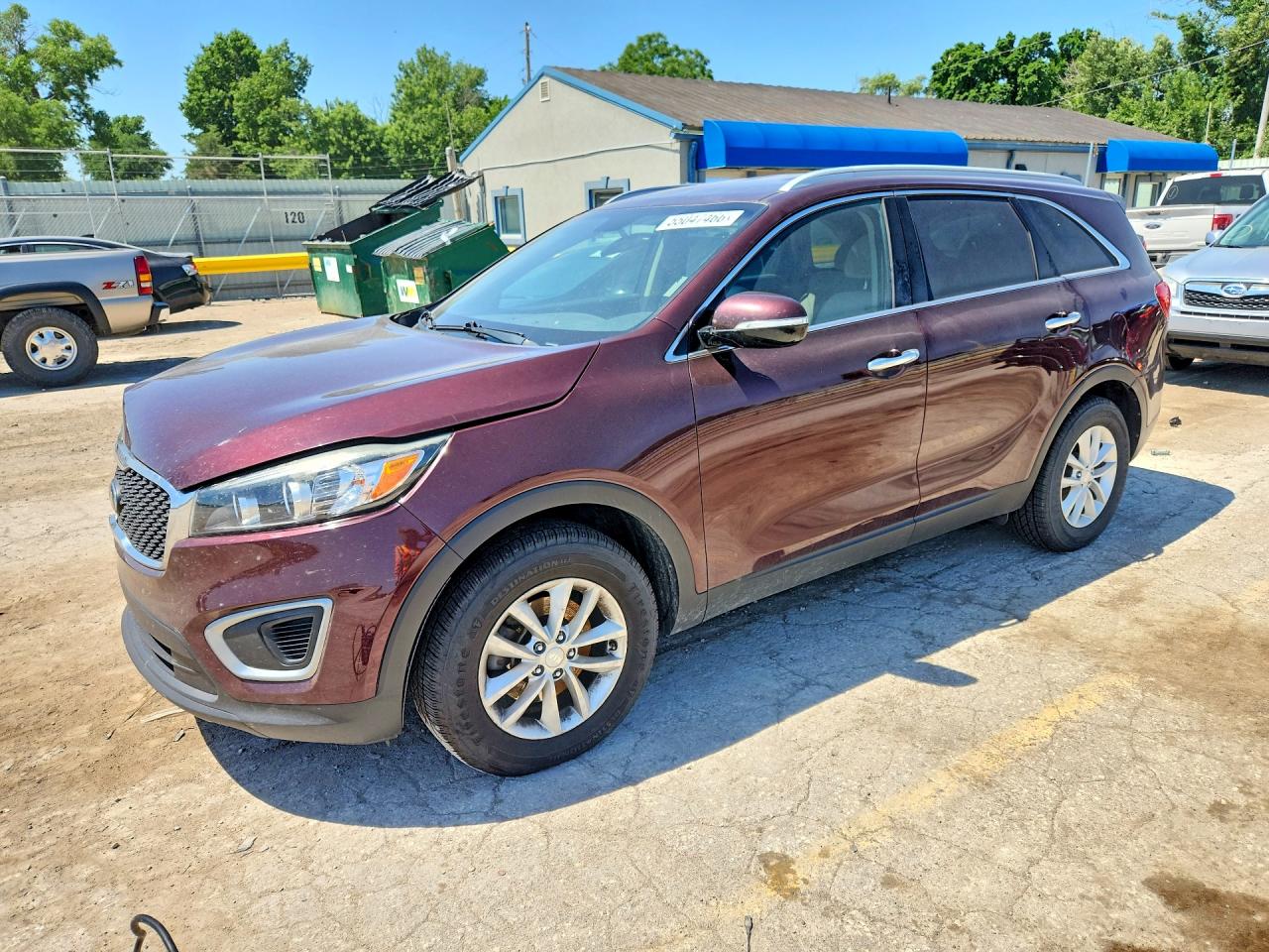 2017 Kia Sorento LX, VIN 5XYPG4A35HG244470 — Front end
