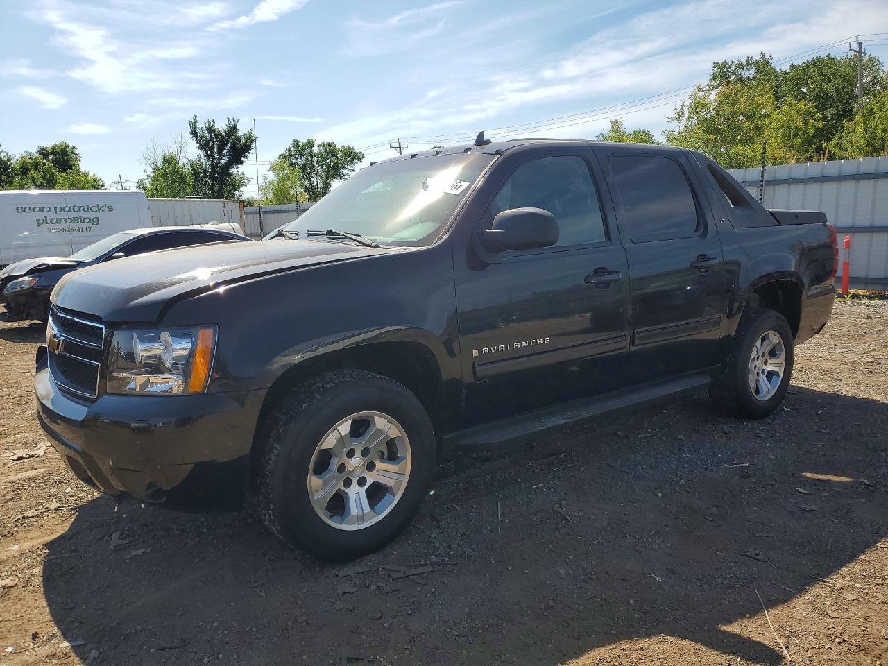 2009 Chevrolet Avalanche 1LT, VIN 3GNFK22049G249902 — Front end