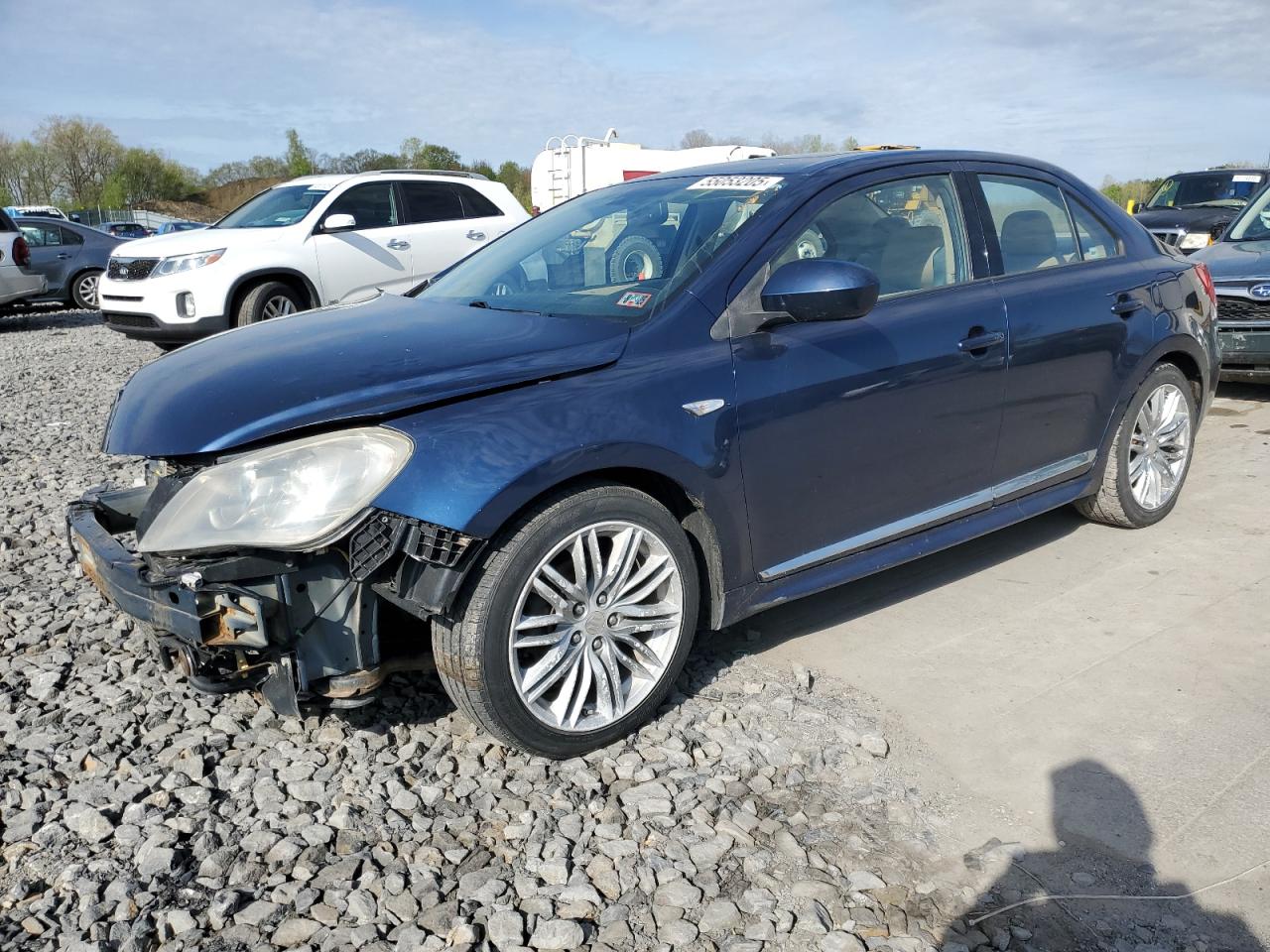 2012 Suzuki Kizashi SLS Sport, VIN JS2RF9A82C6100168 — Front end