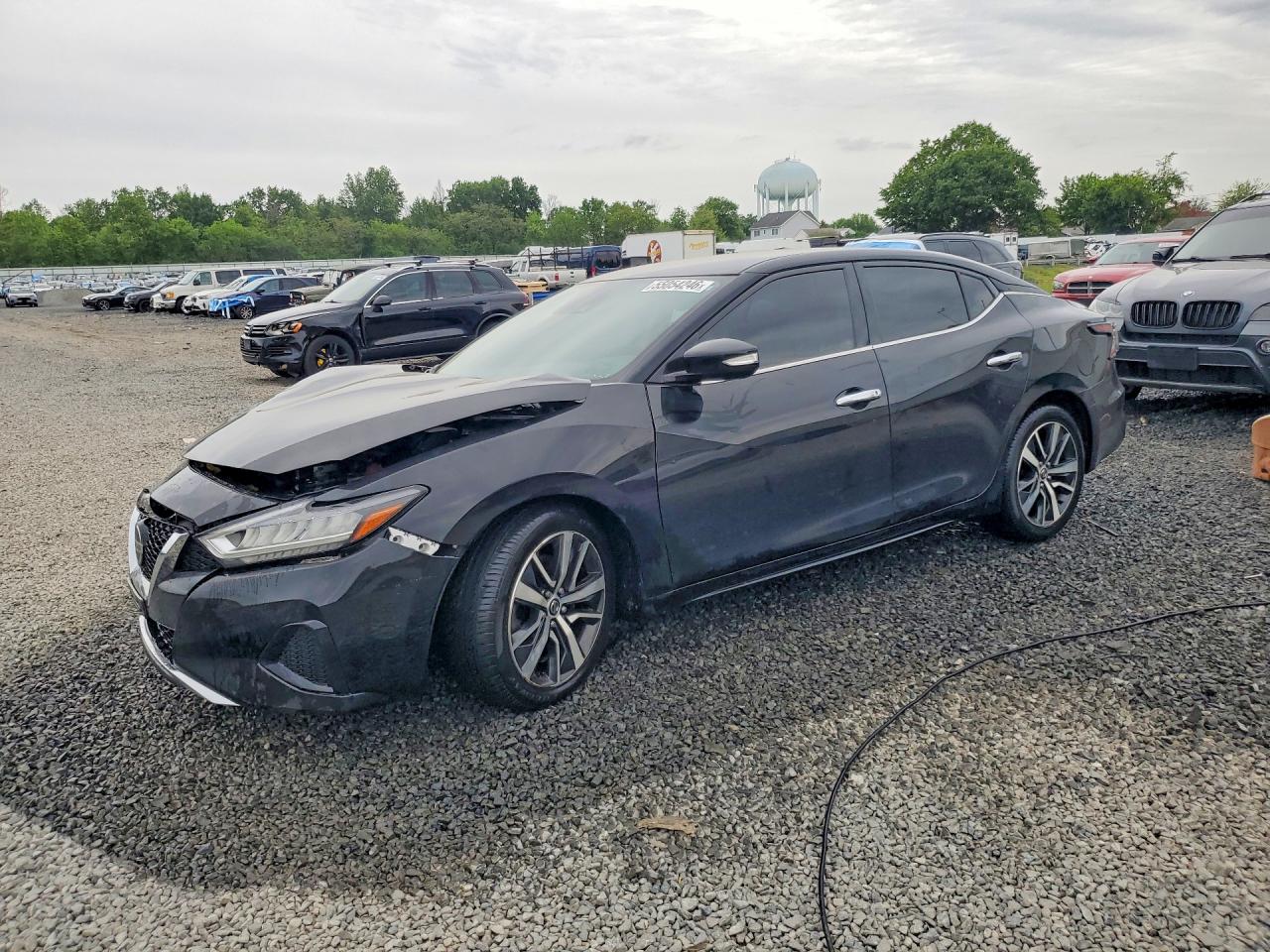2020 Nissan Maxima SV, VIN 1N4AA6CV5LC367335 — Front end