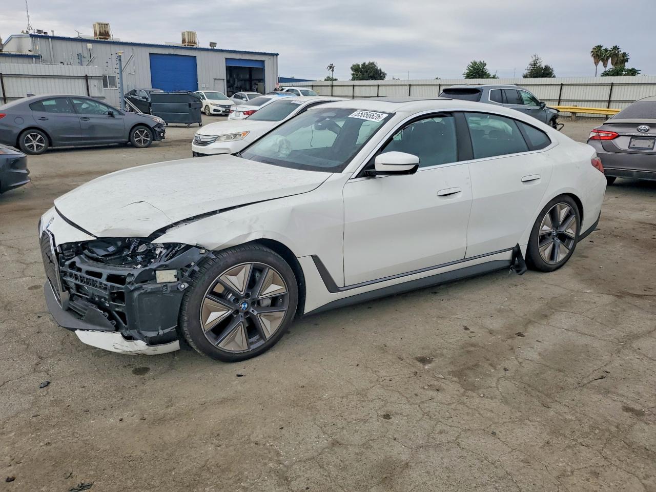 2025 BMW i4 eDrive40, VIN WBY23HD01SFU18462 — Front end