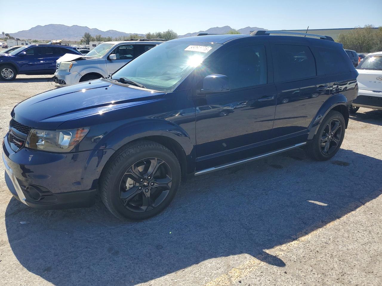 2018 Dodge Journey Crossroad, VIN 3C4PDCGG0JT195559 — Rear end