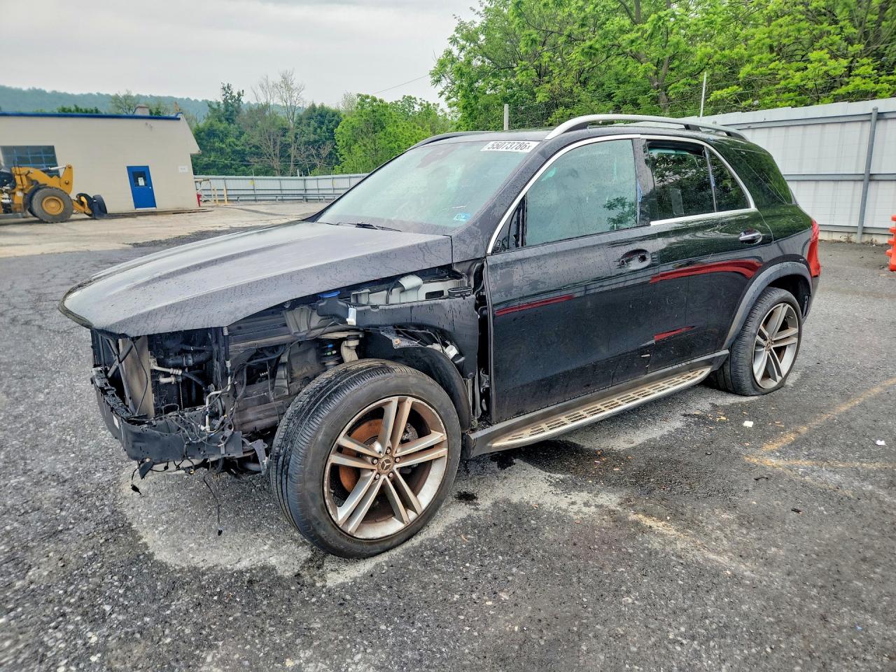 2020 Mercedes-Benz GLE 350, VIN 4JGFB4KB0LA113287 — Front end