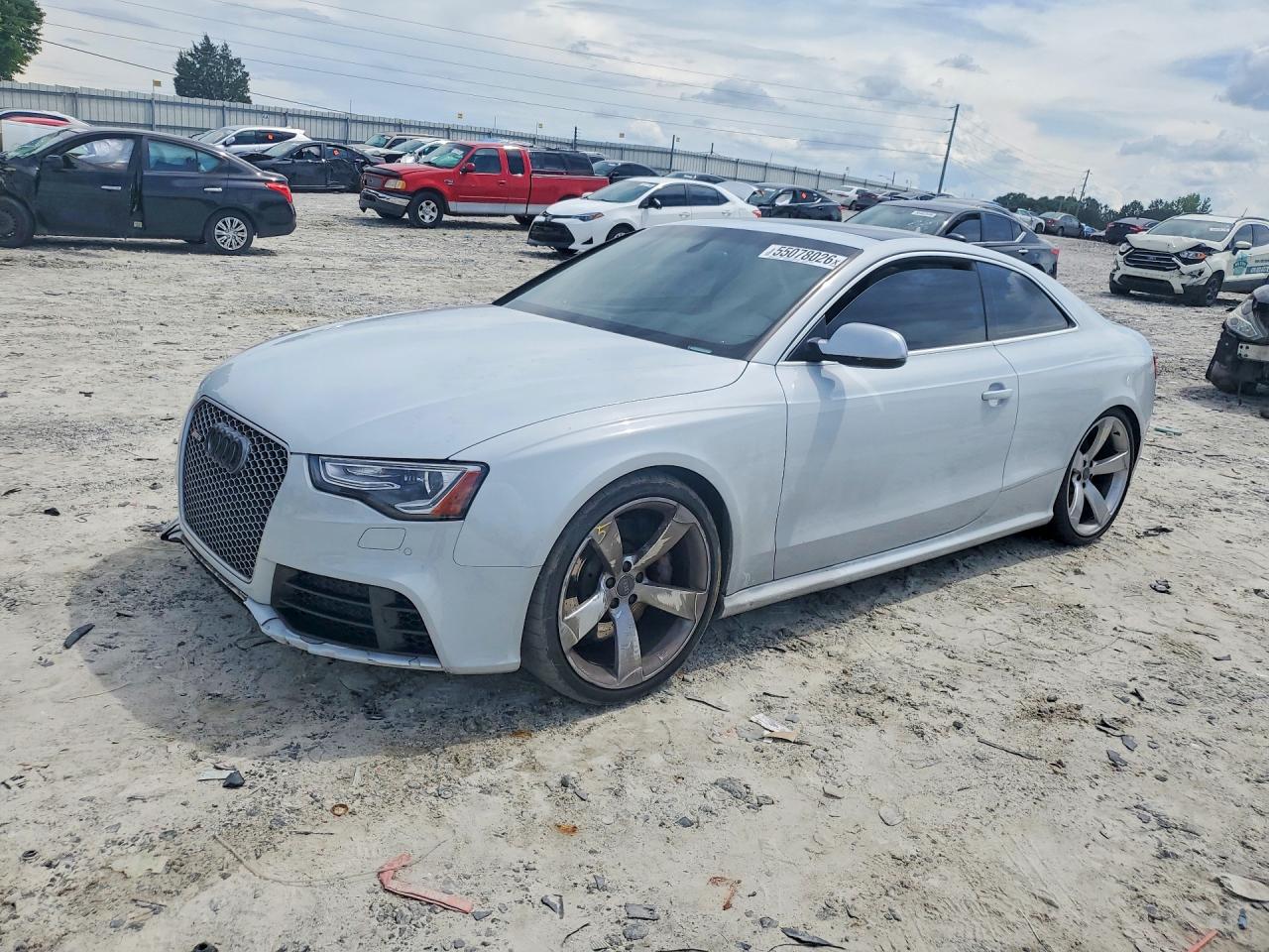 2013 Audi RS 5, VIN WUAC6AFR0DA901685 — Side