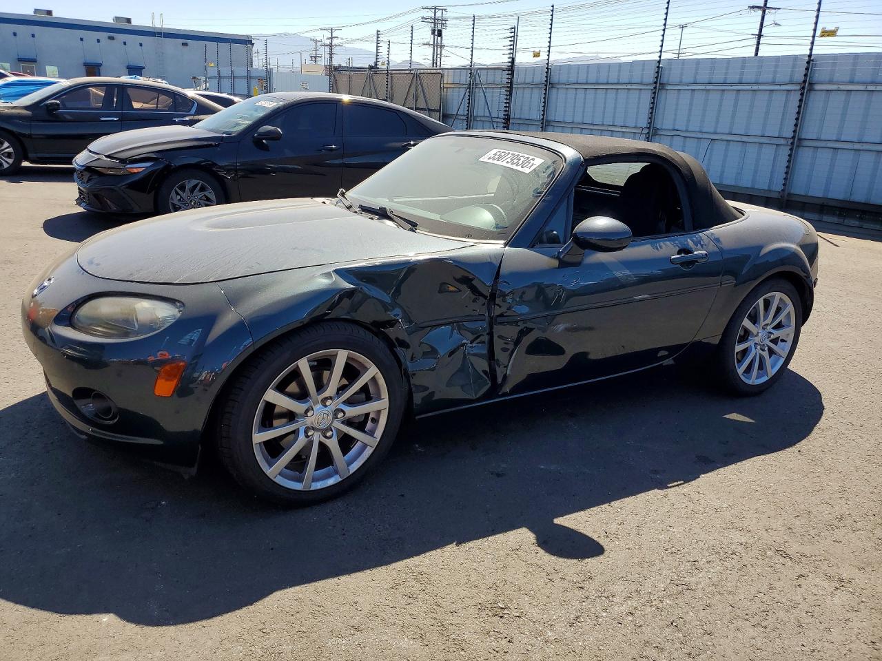 2006 Mazda MX-5 Miata Touring, VIN JM1NC25F060105801 — Front end