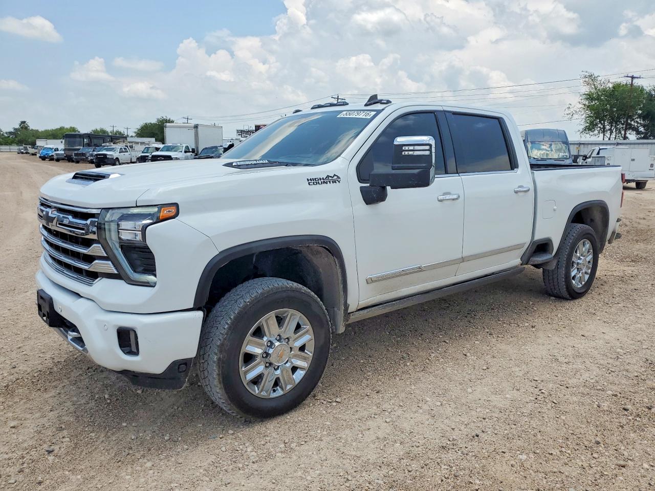 2024 Chevrolet Silverado 3500HD High Country, VIN 2GC4YVEY4R1212228 — Prior damage history