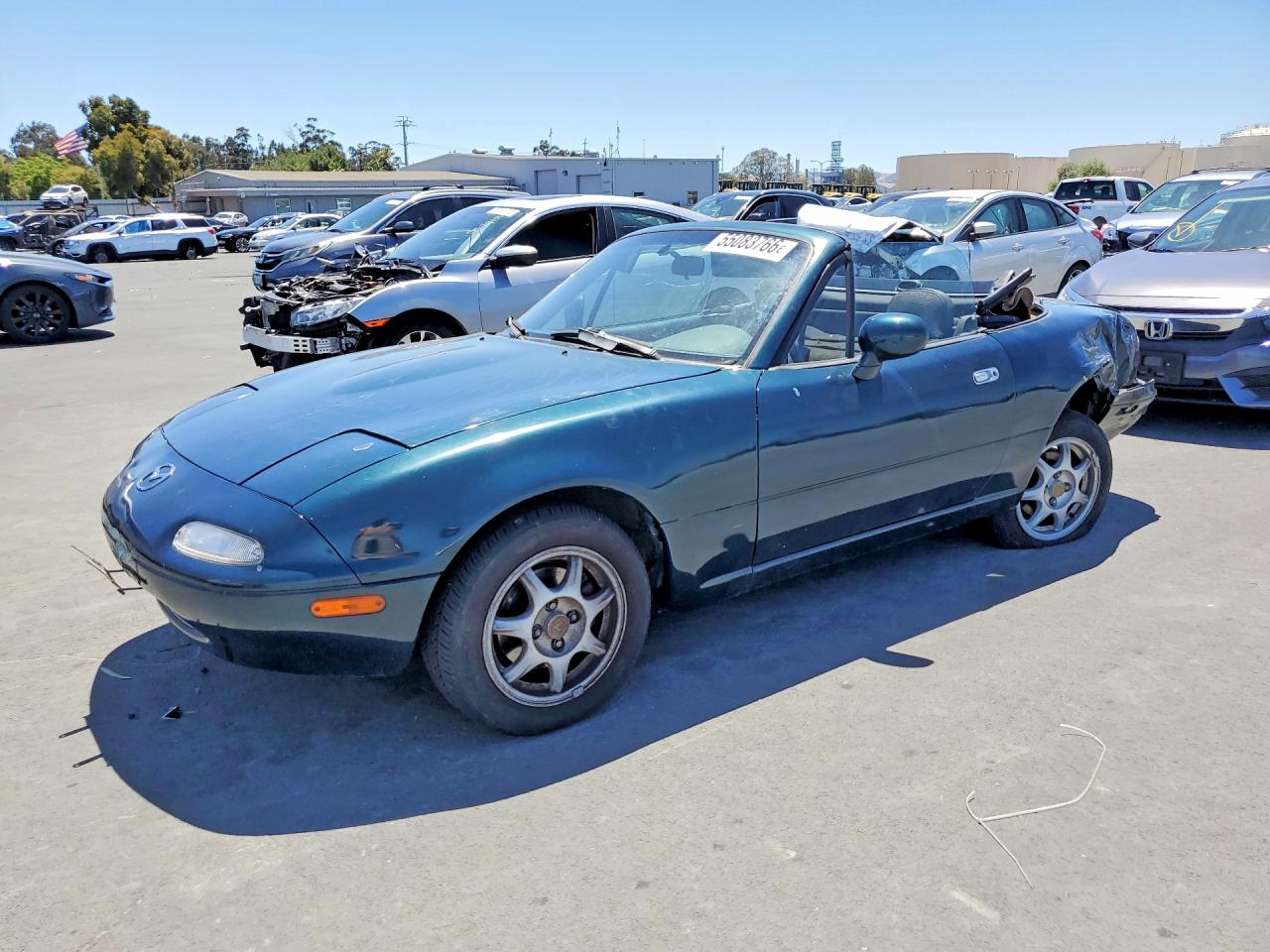 1997 Mazda MX-5 Miata, VIN JM1NA353XV0724678 — Rear end