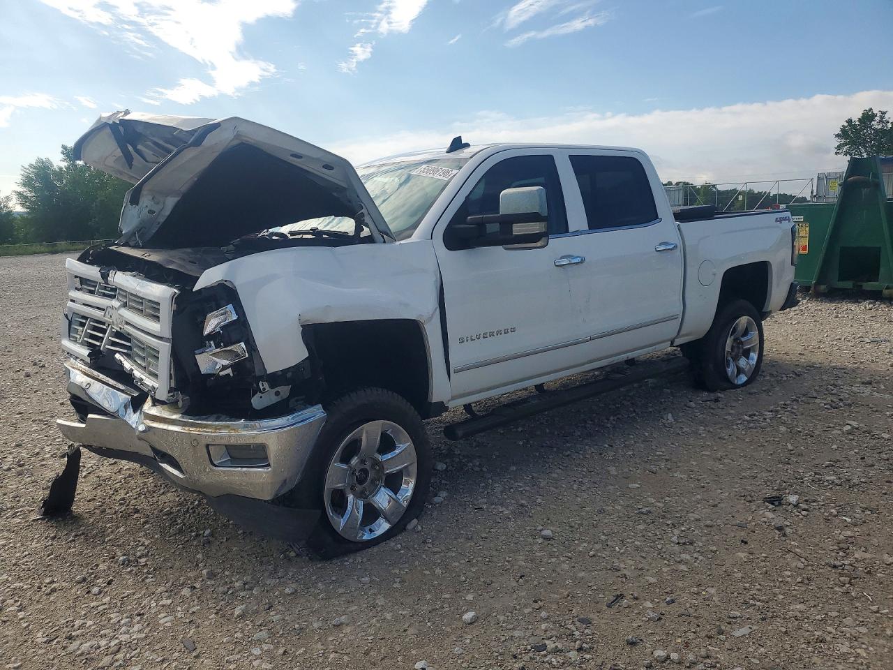 2015 Chevrolet Silverado 1500 LTZ, VIN 3GCUKSEC8FG436920 — Front end